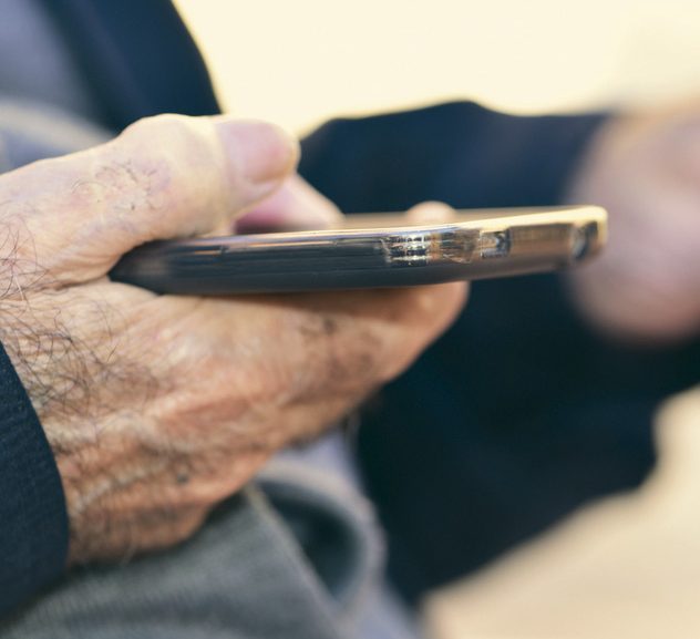 Aplicativo do INSS permitirá PROVA DE VIDA feita pelo celular.